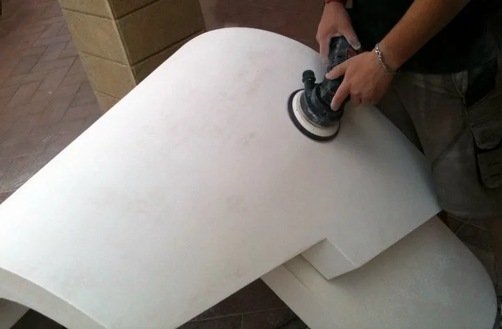 Lavorazione nel laboratorio DT Designs